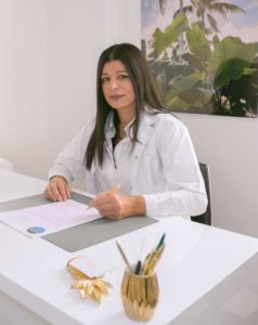 Dr Fatya Assadi, experte de la médecine esthétique sur Paris